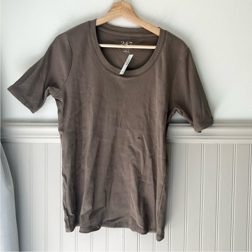 ⭐️ NEW Maurices XL Ribbed Taupe Short Sleeve Tee